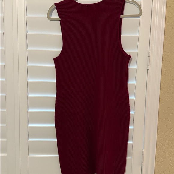 House of Harlow 1960 Deep Red Burgundy Ribbed Mini Dress xs - Picture 3 of 3